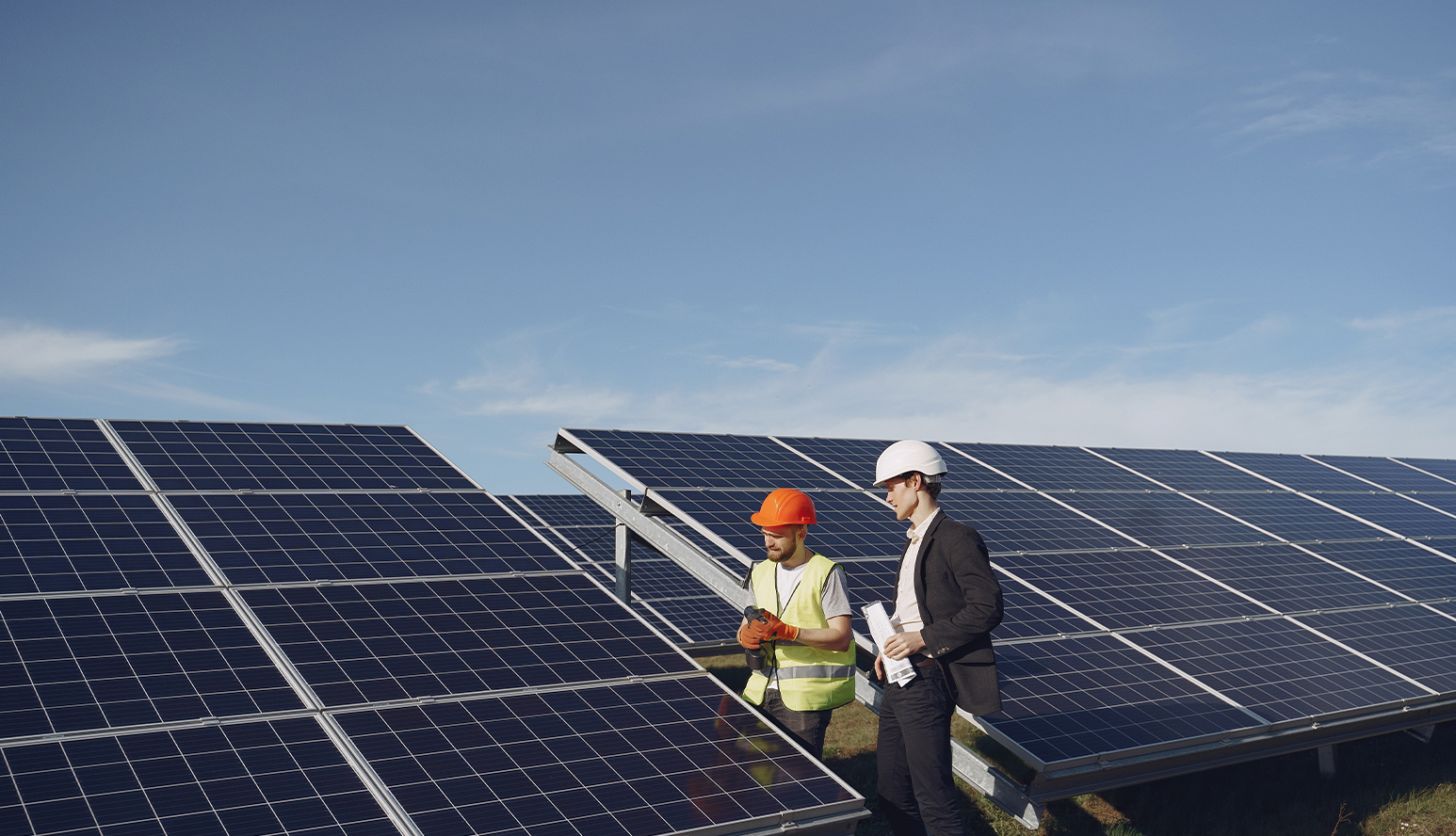Evsel Çatı GES ve Enerji Depolama Sistemleri Kurulumları